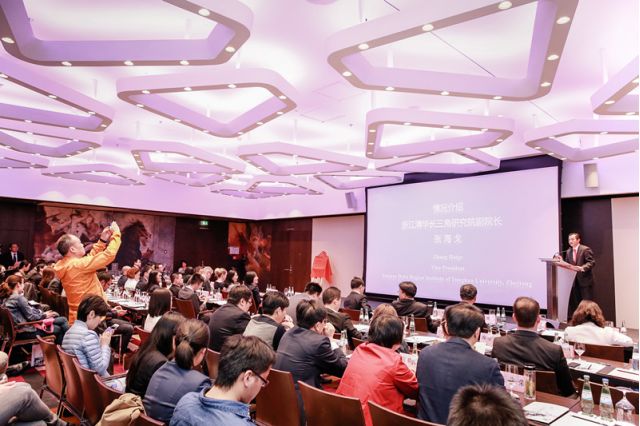 浙江清華長三角研究院與梅卡曼德機器人簽訂長期合作協(xié)議 浙江清華長三角研究院與梅卡曼德機器人簽訂長期合作協(xié)議