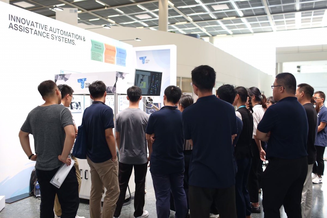 梅卡曼德受邀參加寶馬TechDay活動，榮獲TECHATHON AWARD獎